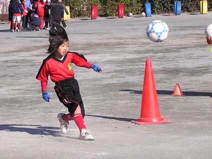 エミぞうサッカー