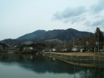 大野貯水池からの扇山