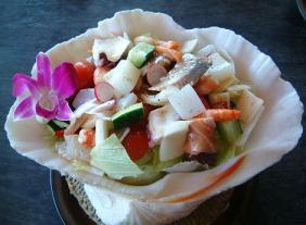 シーフードサラダ