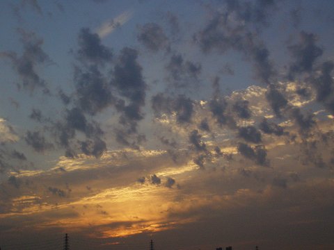 夕景・・・小さな黒雲