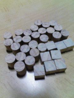 台木やすりかけた