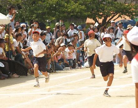 2007年9.22運動会 044徒競走.jpg