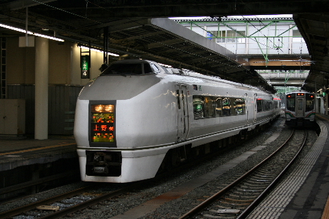 651スーパーひたち