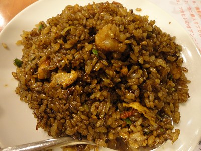 黒チャーハン