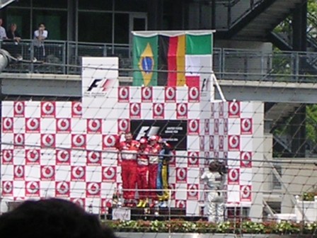 Podium 8
