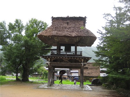 明善寺鐘楼門