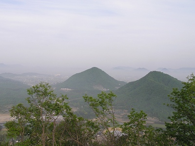 上佐山