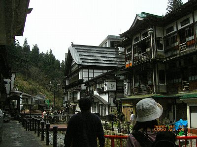 銀山温泉