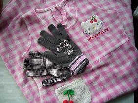 キティの軍手＆ワンピース