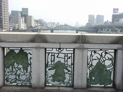 P1010352蔵前橋４.JPG