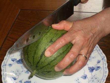 小玉スイカ入刀