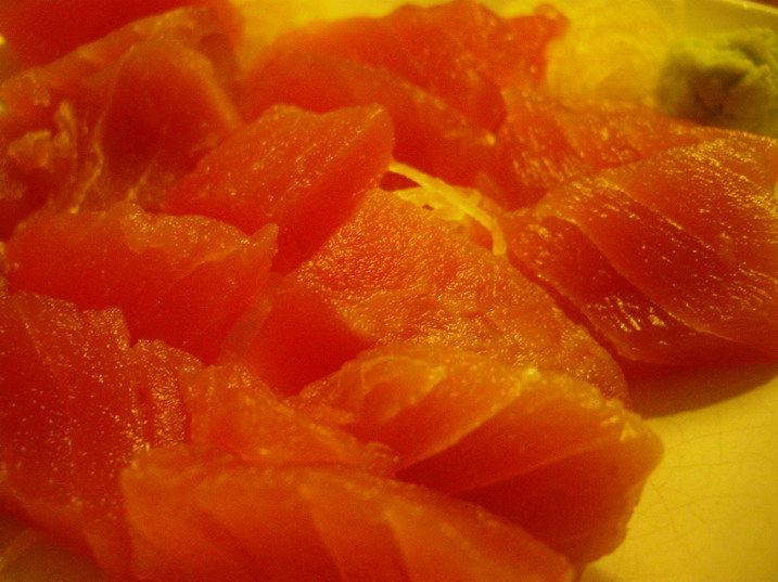 マグロ刺身up.jpg