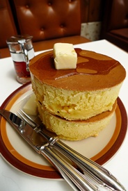 鎌倉　イワタコーヒーのホットケーキ