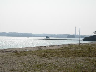 桂島海水浴場から七ヶ浜を望む