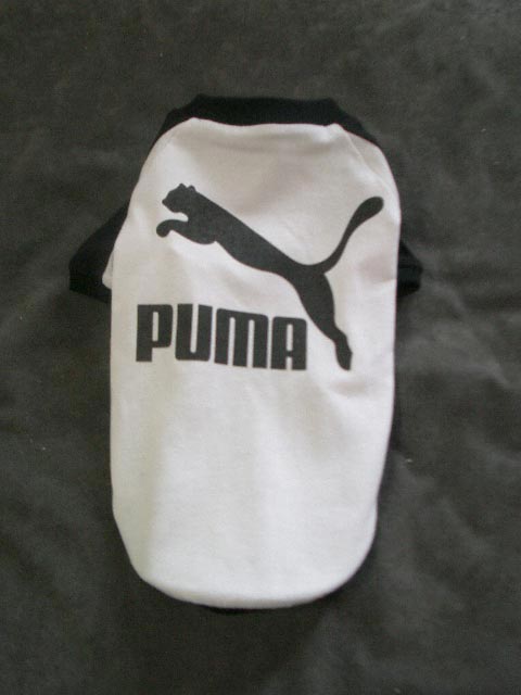 PUMA　背中側