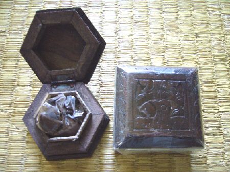 バリコーヒーin木彫りの小箱