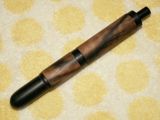 手作りオリジナルデザイン木製耳かき６［黒柿］4