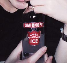 SMIRNOFF　ICE