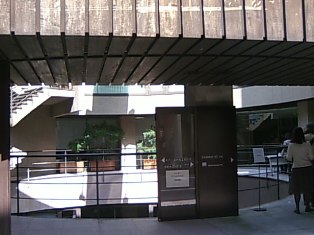 輸入家具店のイベントスペース