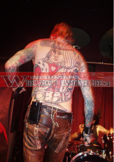 buckcherry12