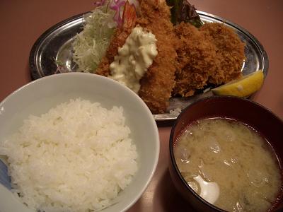 福よし　ミックスフライ定食.JPG