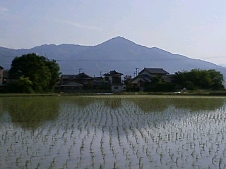 逆さ“阿波”富士