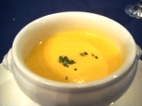 「シェ・ヨシ」のスープ