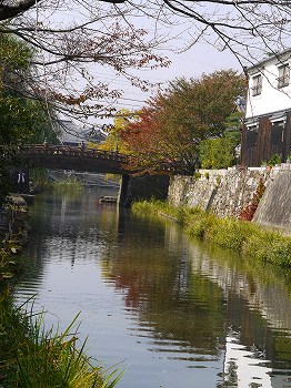 八幡堀り