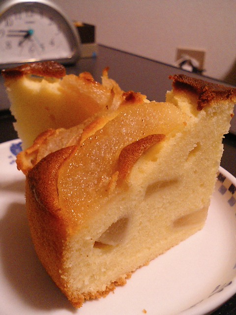 梨ケーキカット