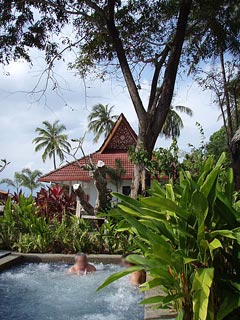 17 後ろにはスイートヴィラが