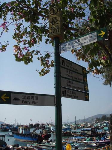 地図や標識があるので便利