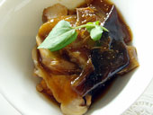 牛のほほ肉がとろとろ