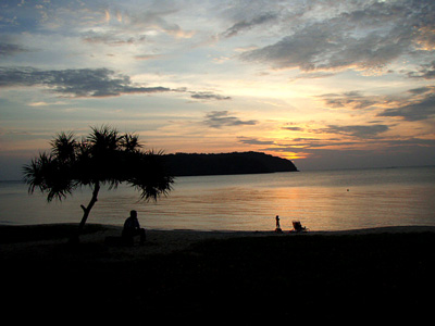 夕日と警備員さん