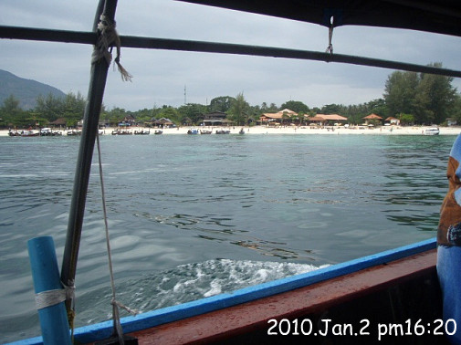 ちょっと肌寒い～ログ付は１度リゾートに帰ってシャワーしてから～