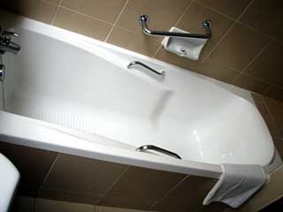 バスタブはゆったり♪