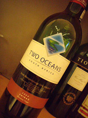 赤ワインを１杯頂きます