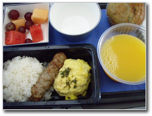 9:00(日本8:00) 朝食サービス