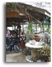 バイクを止めます