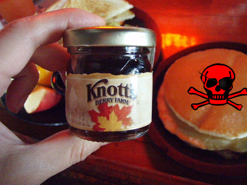 パンケーキに全部かける～♪