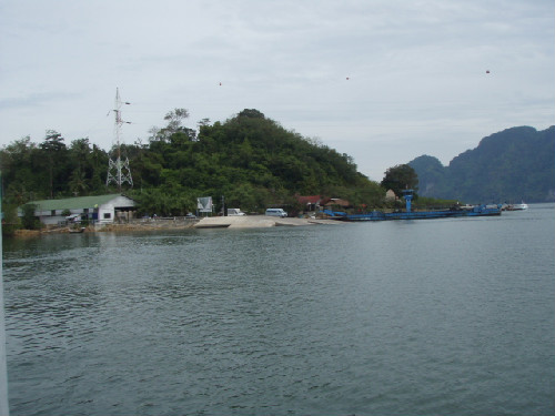 出発してきた船着き場