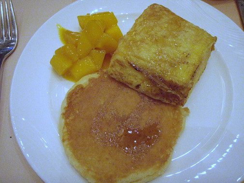 パンケーキ＆フレンチトーストの横へ～～♪