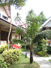 フロントからも近いです