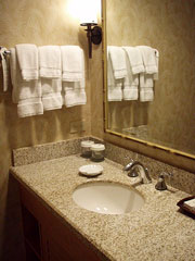 持ち物も置ける広さ