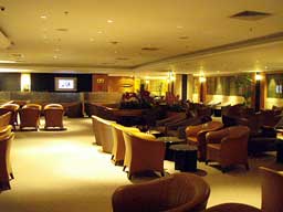 シルバークリスラウンジ2