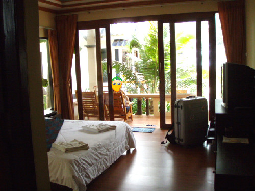 荷物も開けずに休憩してる・・・