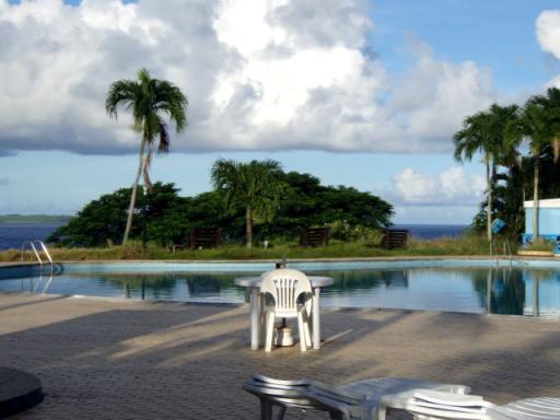 ホテルのプール