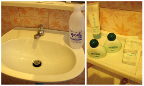 水サービスボトル　石鹸とシャンプー