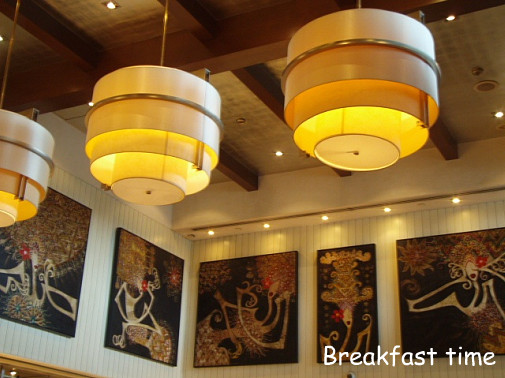 朝ごはんします♪