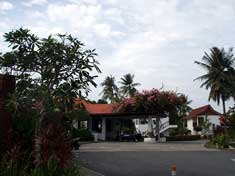 フランジパニランカウイリゾート&スパのエントランス