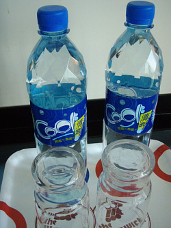 サービスのお水